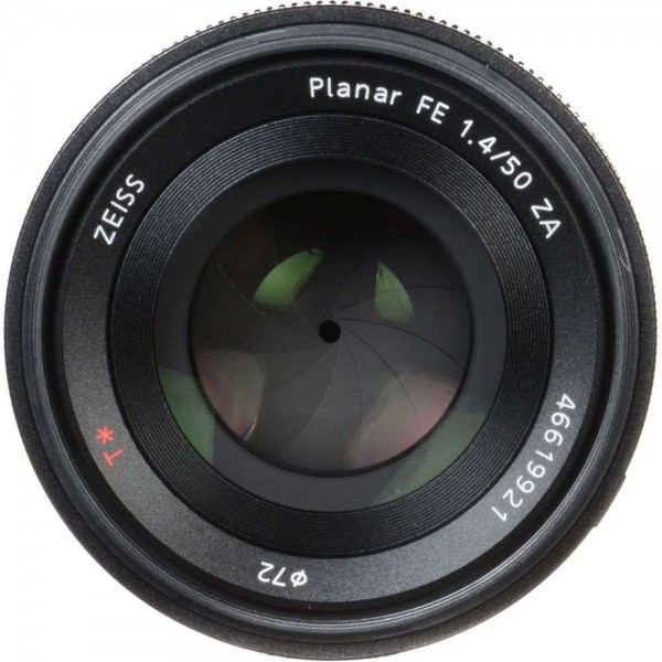 Sony Planar T* FE 50mm f/1.4 ZA-5