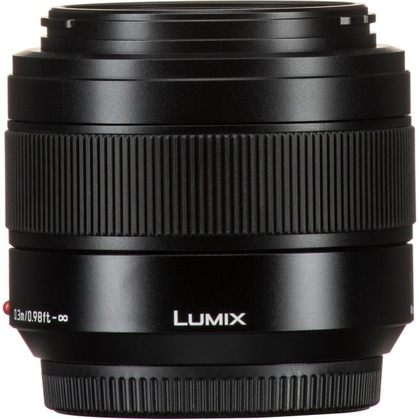 Leica LEICA DG SUMMILUX 25mm F1.4 - daterightstuff.com