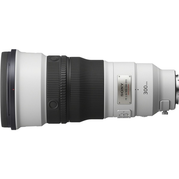 Sony FE 300mm f/2.8 GM OSS-8